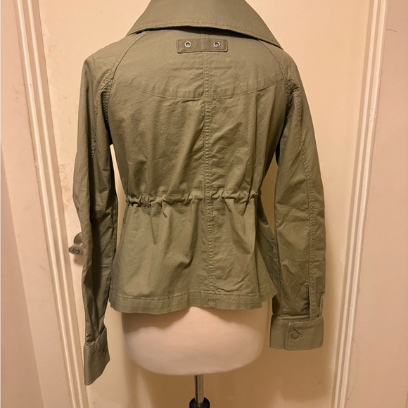 Tommy Hilfiger Olive Green Utility Jacket — Drawstring Waist, Front Zips & Snaps - Picture 4 of 9
